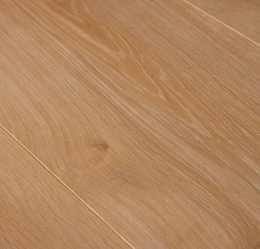 OAK Select Wide-Plank brushed raw wood look